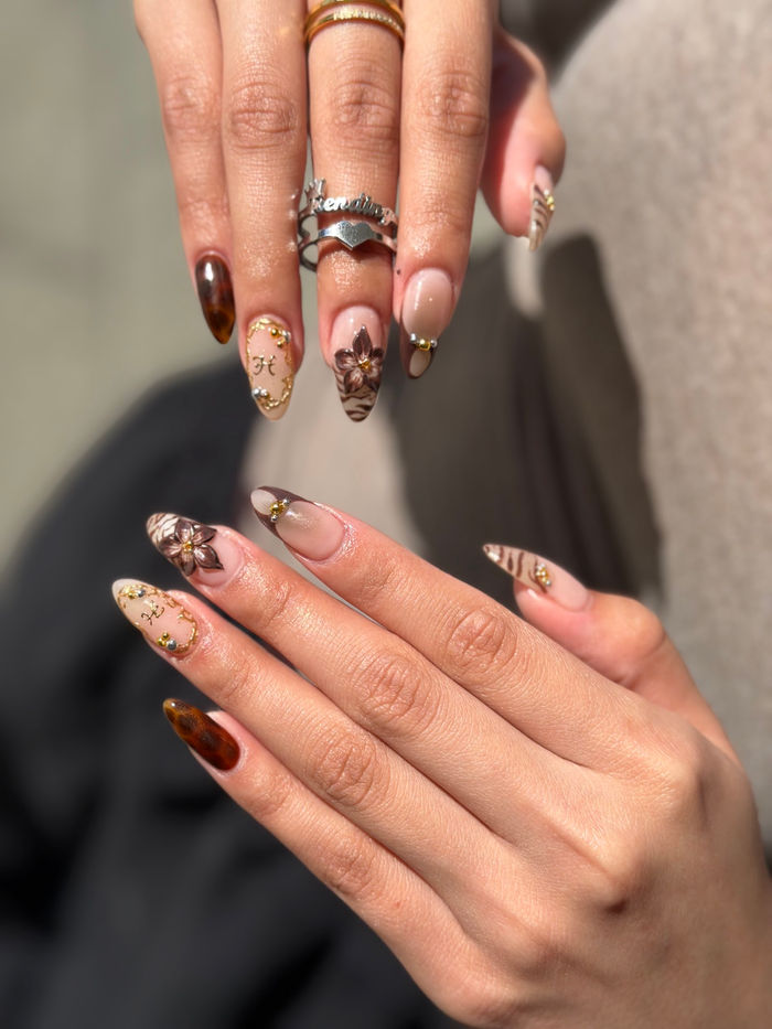 Brown chrome nail art